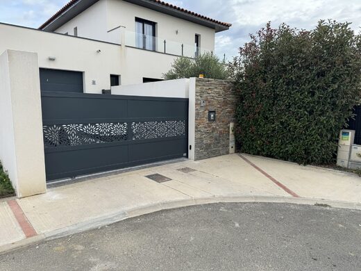 Portails et clôtures aluminium ou PVC à Perpignan